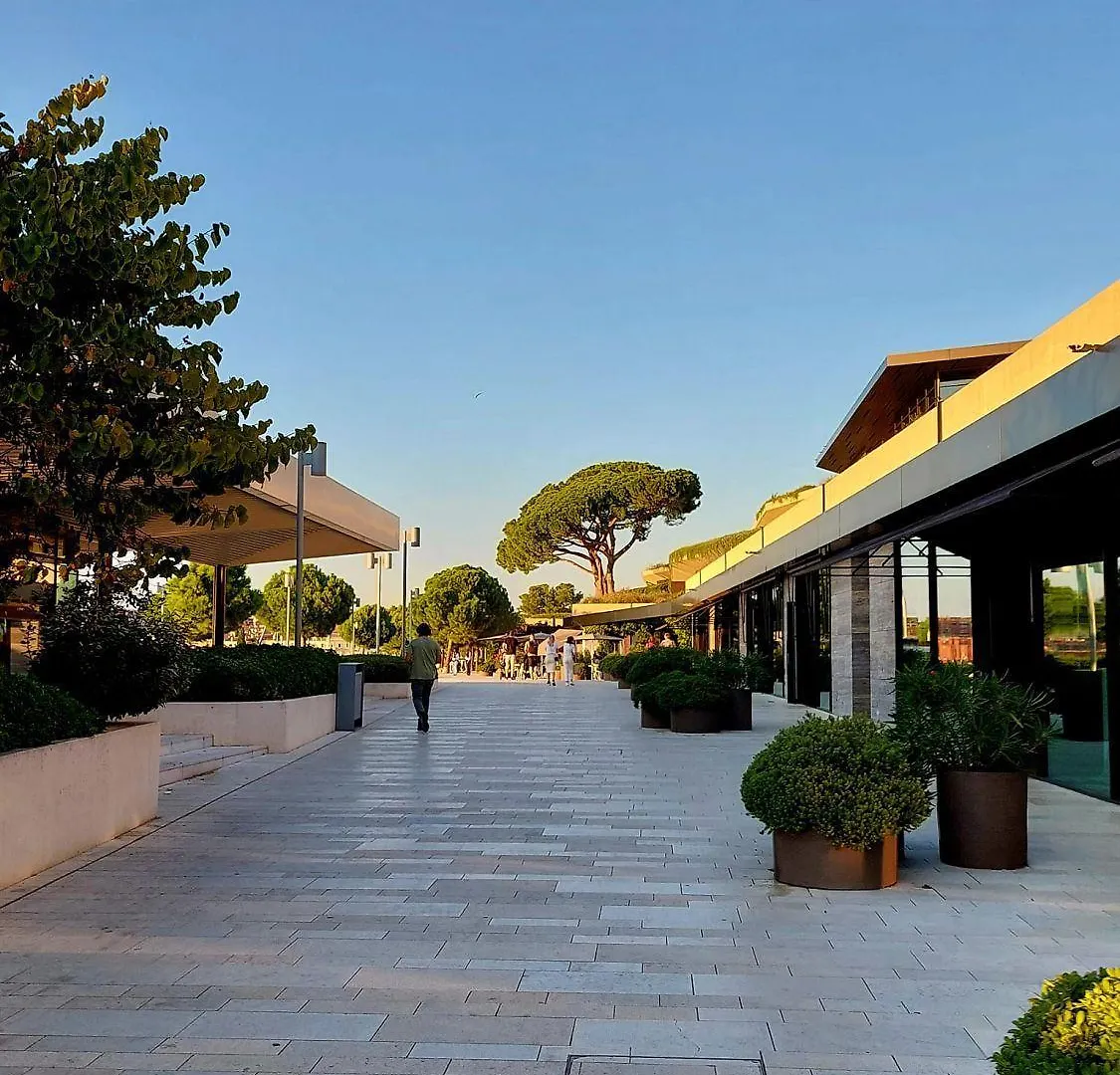 Mediterranes Apartment Nur 10 Gehminuten Zum Strand Mit Grossem Garten Rovinj Croatia