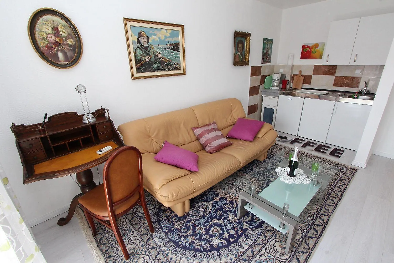 Mediterranes Apartment Nur 10 Gehminuten Zum Strand Mit Grossem Garten Rovinj